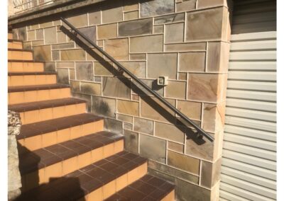 Custom made 2400 mm stainless steel rail with 3 brackets
